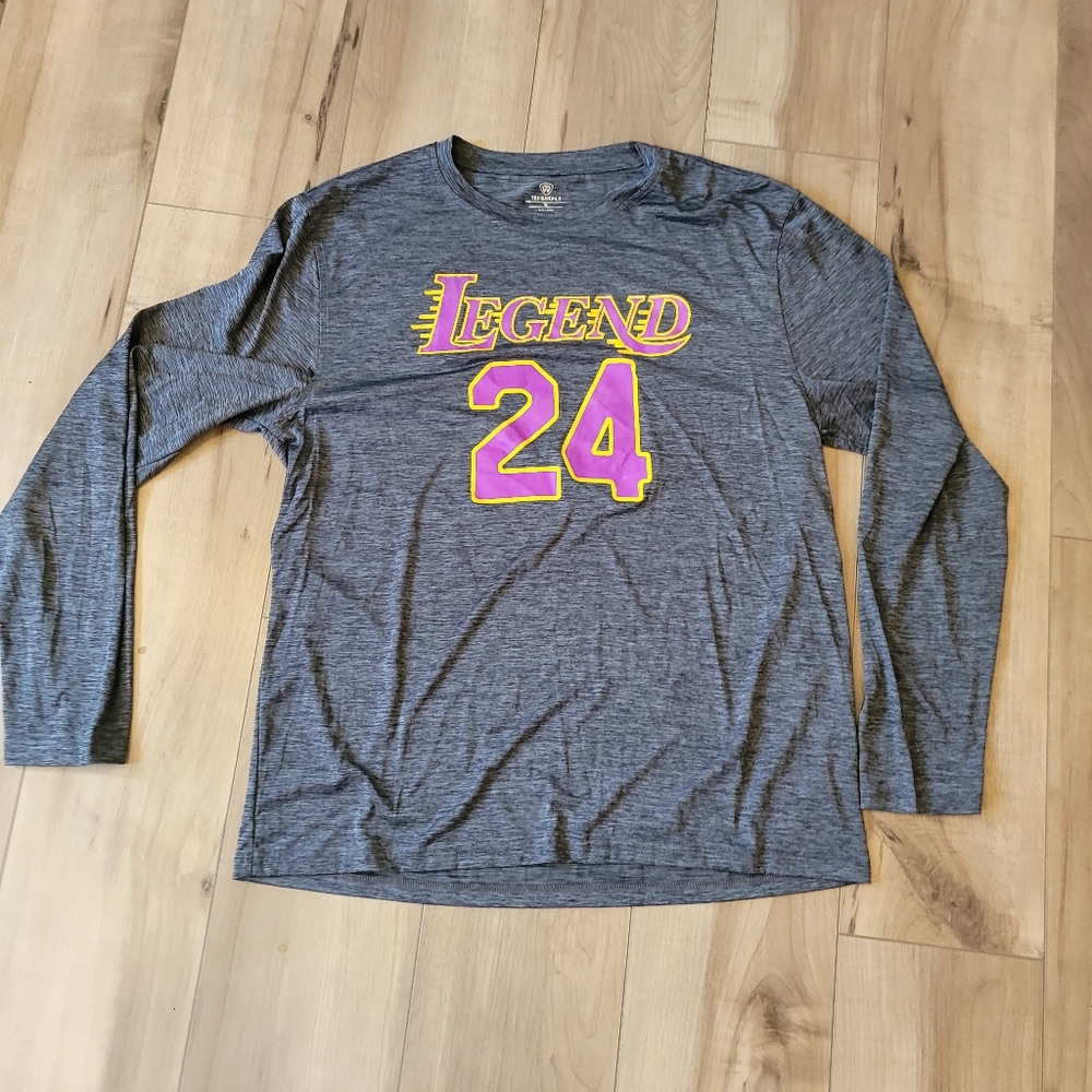 Top of the World Legend L/S tshirt